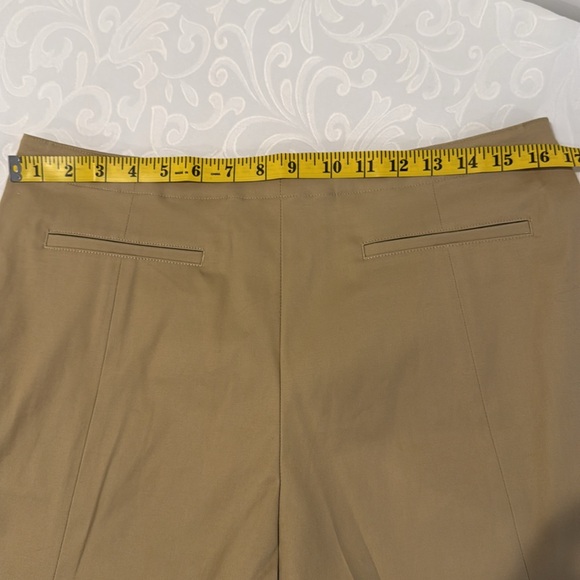 Theory Stretch Cotton Chino Shorts. Ladies 10 - Picture 13 of 15